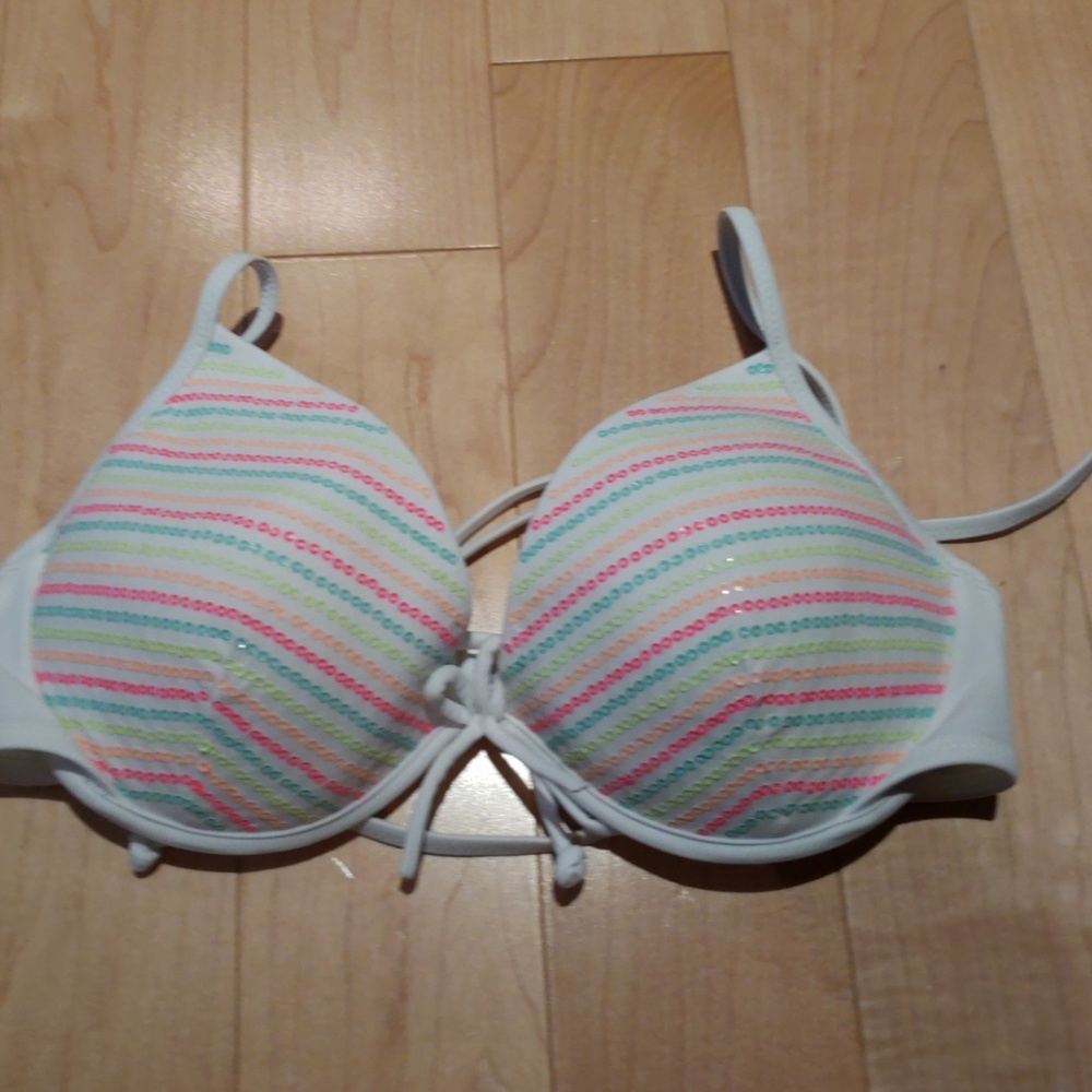 Victoria's secret swim, underwire padded 34C